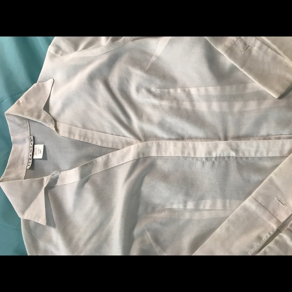 Button down blouse - Picture 2 of 2